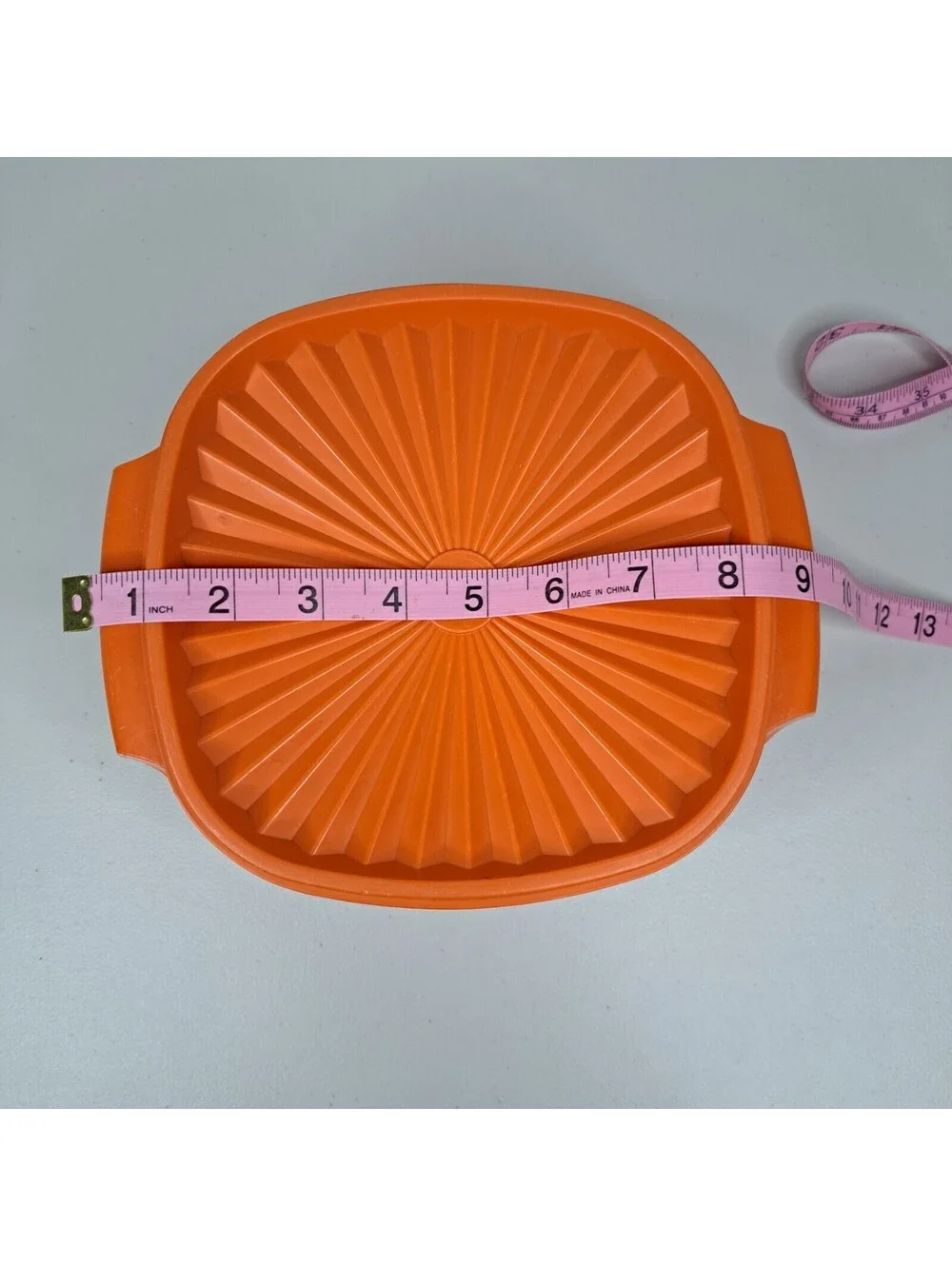 Vintage Tupperware Orange Servalier Square Bowl 838-3 Lid 839-2